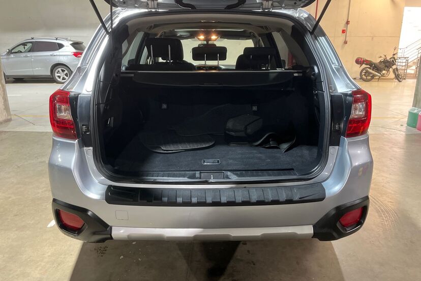 SUBARU OUTBACK usado 2019 0