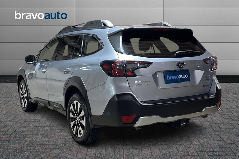 SUBARU OUTBACK usado 2023 0