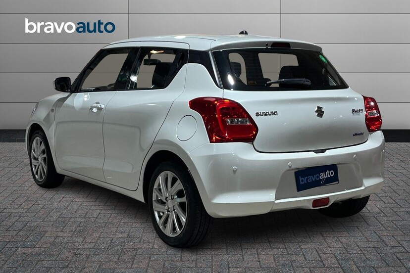 SUZUKI SWIFT usado 2023 0